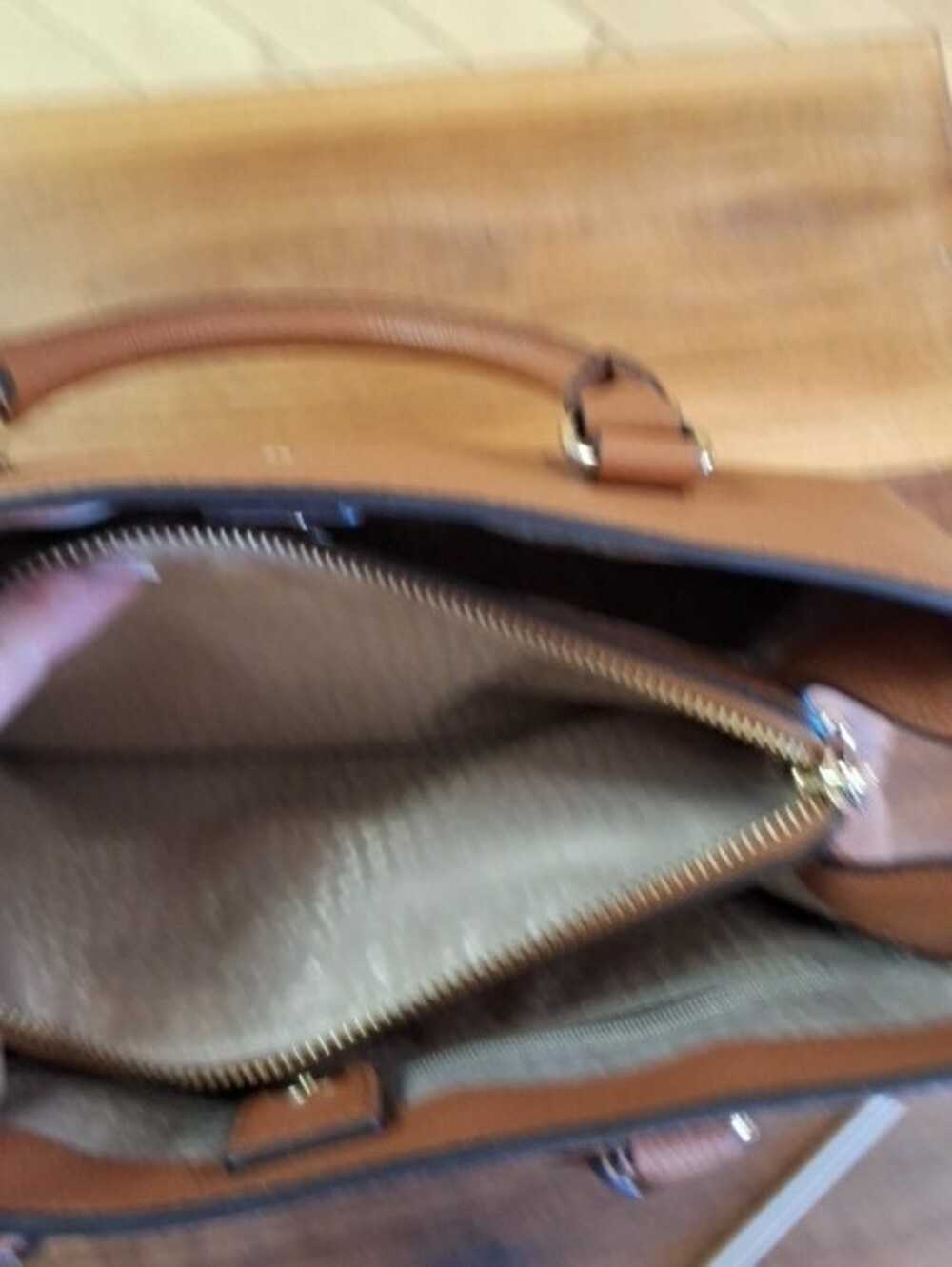 kate spade tan leather satchel with detachable strap - Picture 8 of 9